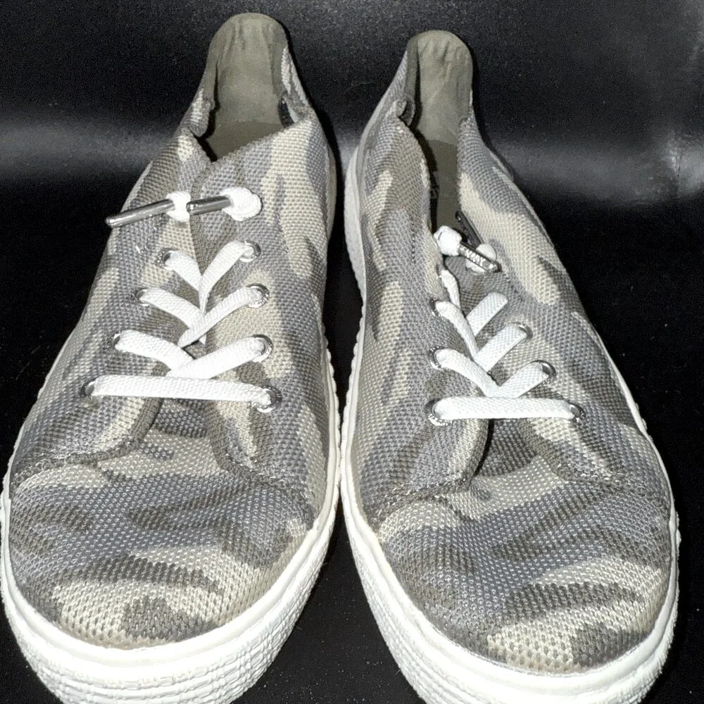 Madden NYC Green Camo Slip-On Sneakers – Women’s Size 7.5 US